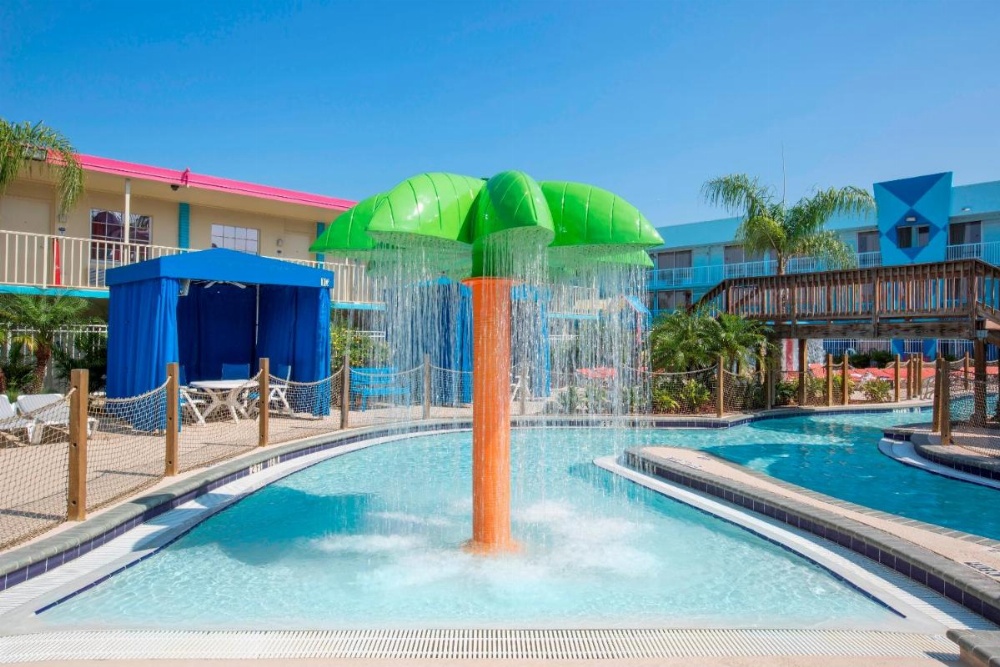 Flamingo Waterpark Resort Image 6