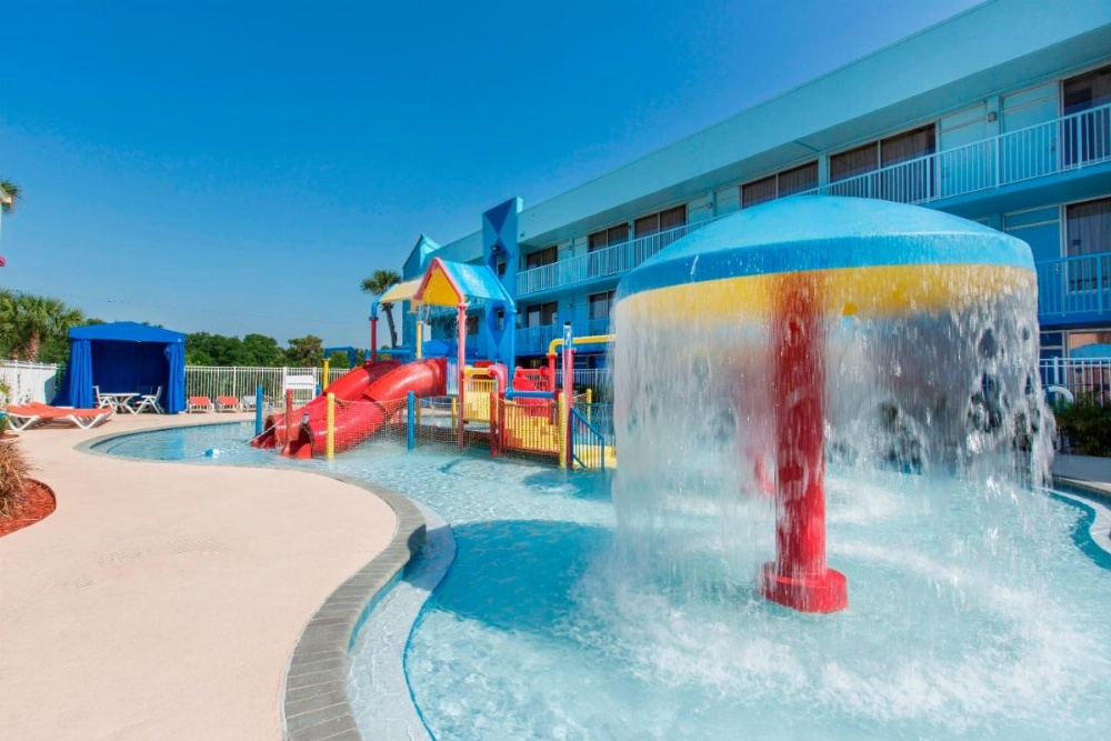 Flamingo Waterpark Resort