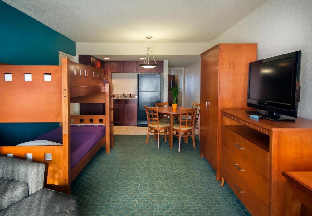 Room image 3